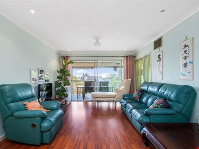 72B Corinthian Road West, Shelley WA 6148