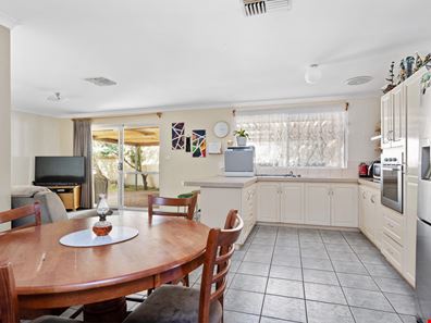 100A Lyall Street, Piccadilly WA 6430