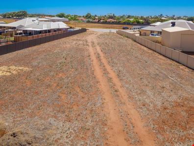 8 Sheoak Close, Woorree WA 6530