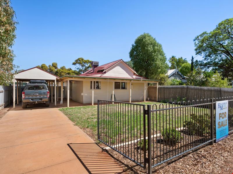 132A Hare Street, Lamington WA 6430