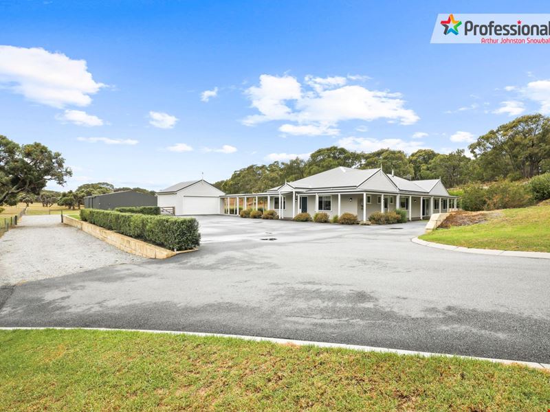 102 Princess Avenue, Robinson WA 6330