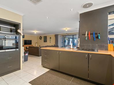 69 Vincent Road, Sinagra WA 6065