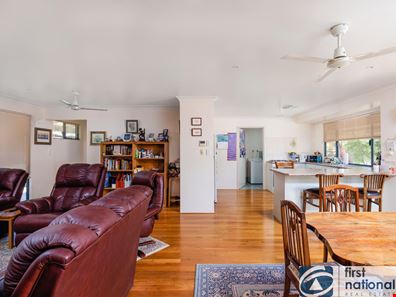 104 Benrua Road, Clackline WA 6564