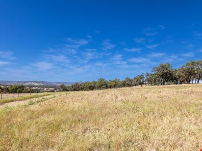 609/ Malvi Close, Lower Chittering WA 6084