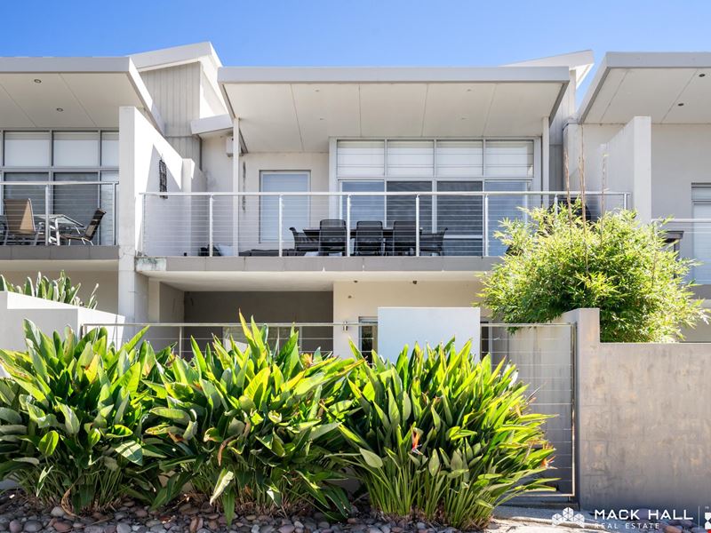 3/2 Eagle Bay-Meelup Road, Eagle Bay WA 6281