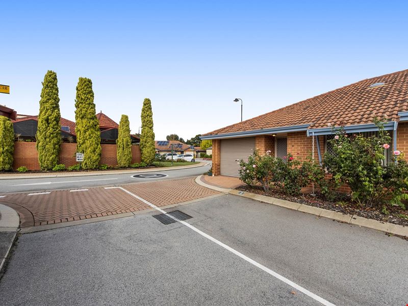 2/27 Pearson Drive, Success WA 6164