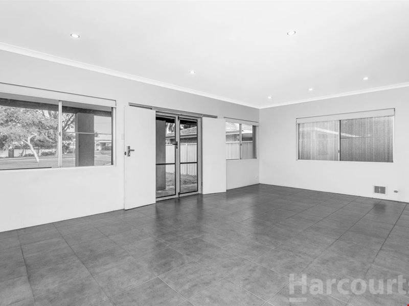 1/12 Madora Beach Road, Madora Bay WA 6210