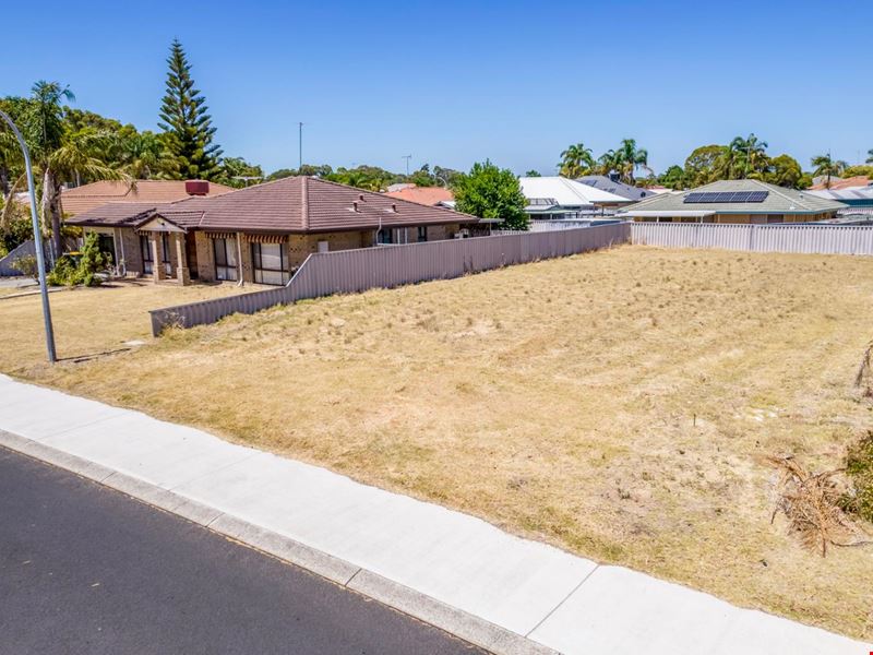 5 Perida Way, Greenfields WA 6210