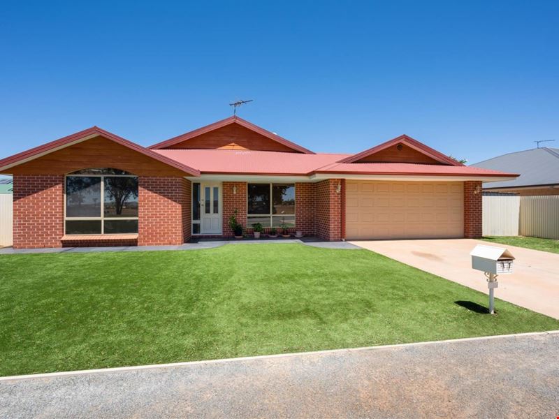 11 Hart Kerspien Drive, Broadwood WA 6430