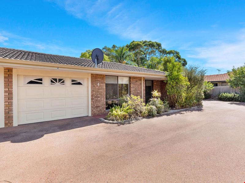 4/82 Waddell Road, Bicton WA 6157