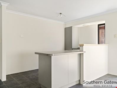 4 Inglis Court, Medina WA 6167