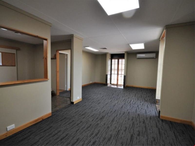 25 Boorthanna Crescent, Newman WA 6753