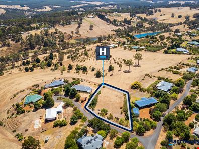 2 Jacaranda Place, Kangaroo Gully WA 6255
