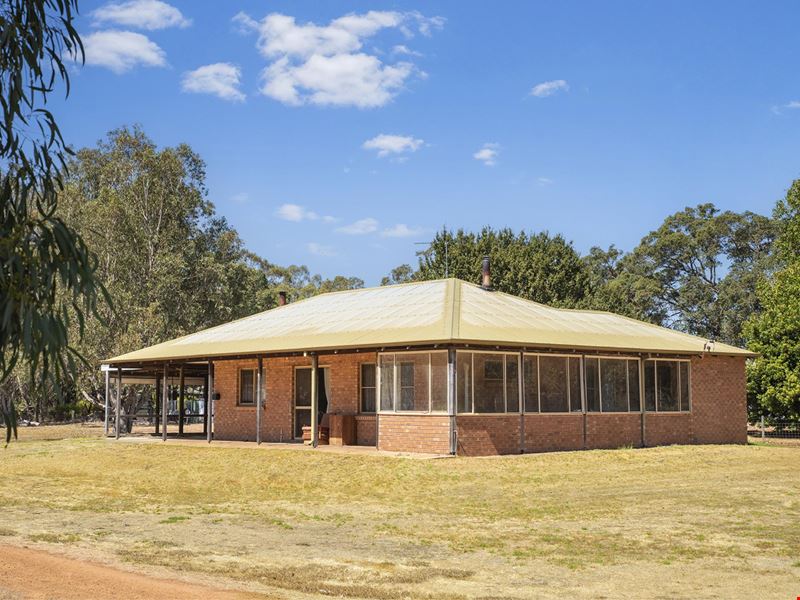 4 Payne Road, Capel WA 6271
