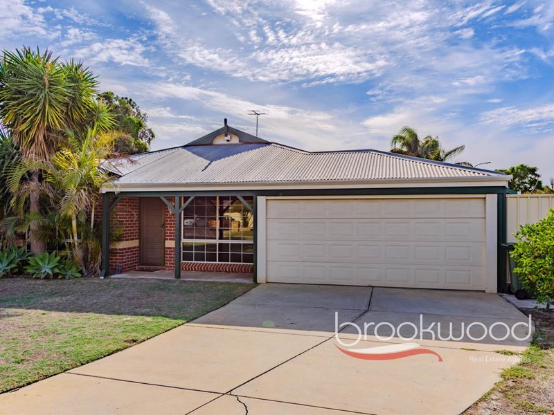 10 Beenan Elbow, South Guildford WA 6055