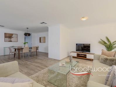 10 Beenan Elbow, South Guildford WA 6055