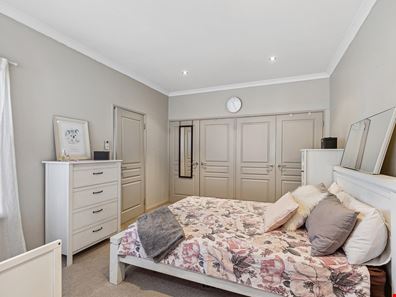 12A Wolya Place, Westminster WA 6061