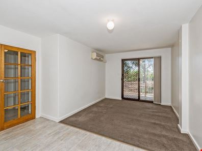 11/67 Lester Drive, Thornlie WA 6108