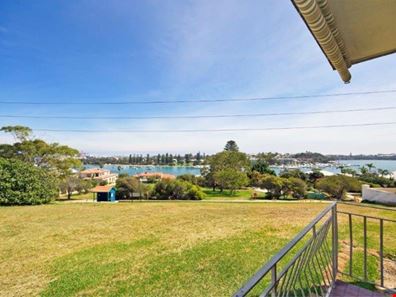 1/60 Preston Point Road, East Fremantle WA 6158