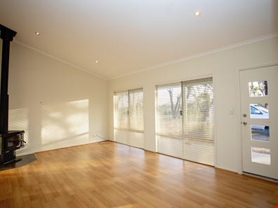 19 West Bank Close, Hopetoun WA 6348