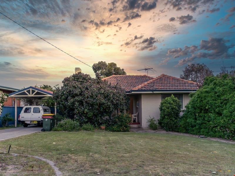 16 Blackdoune Way, Westminster WA 6061