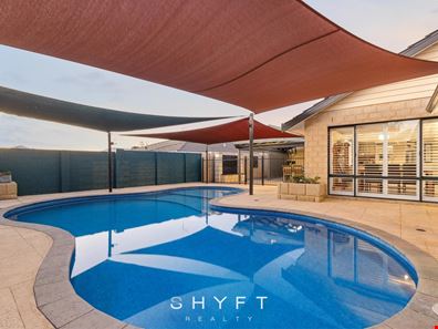 11 Beaumarks  Court, Mindarie WA 6030