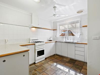 4 Brown Place, Beechboro WA 6063