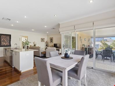 54 Liriope Parkway, Sinagra WA 6065