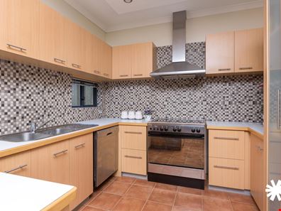 22B Wallace  Street, Belmont WA 6104