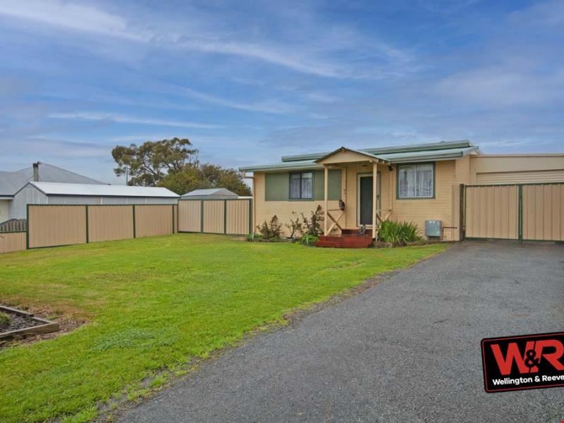 18A Lurline Street, Orana WA 6330