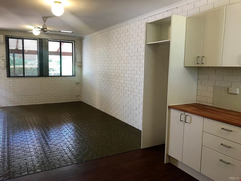 1/6 Robinson Street, Broome WA 6725