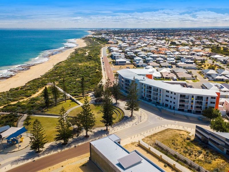 28/150 Boardwalk Boulevard, Halls Head WA 6210
