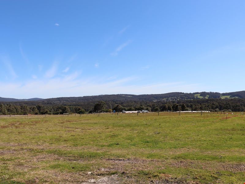 261/ Beaufortia Gardens, Denmark WA 6333