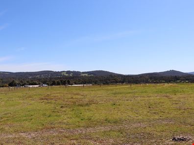 261/ Beaufortia Gardens, Denmark WA 6333
