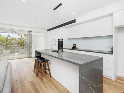 32 Simpson Street, Applecross WA 6153