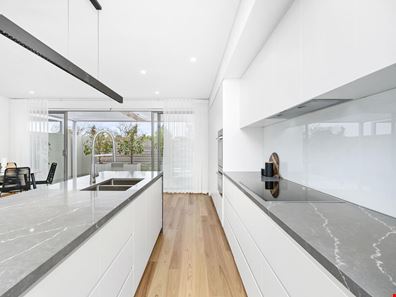 32 Simpson Street, Applecross WA 6153