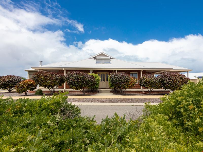 1 Parakeet Bend, Jurien Bay WA 6516