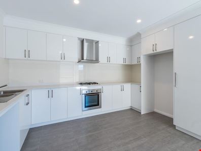 82a Forrest  Road, Hamilton Hill WA 6163