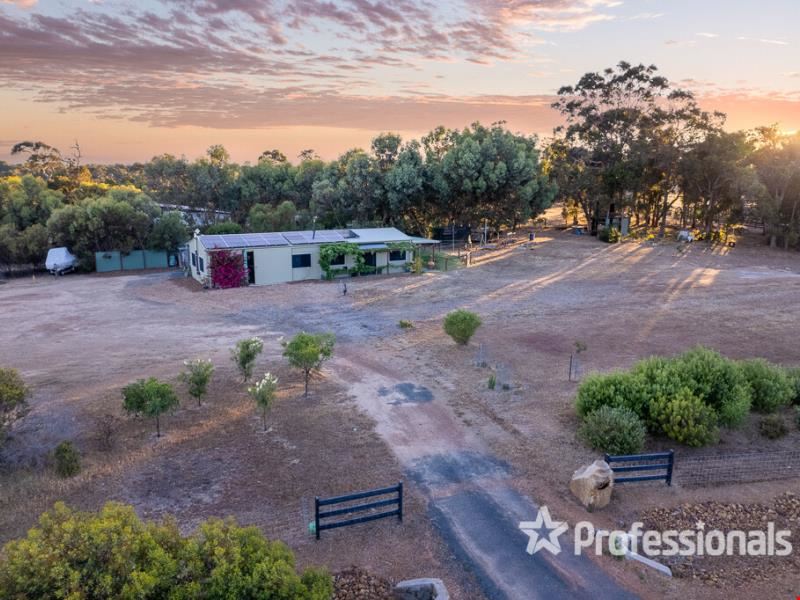 40 Kinross Loop, Quindalup WA 6281
