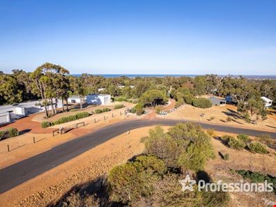 40 Kinross Loop, Quindalup WA 6281