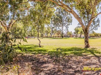 27B Purley Crescent, Lynwood WA 6147