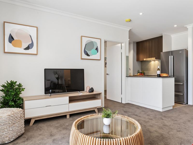2/802 Berthold Street, Orelia WA 6167