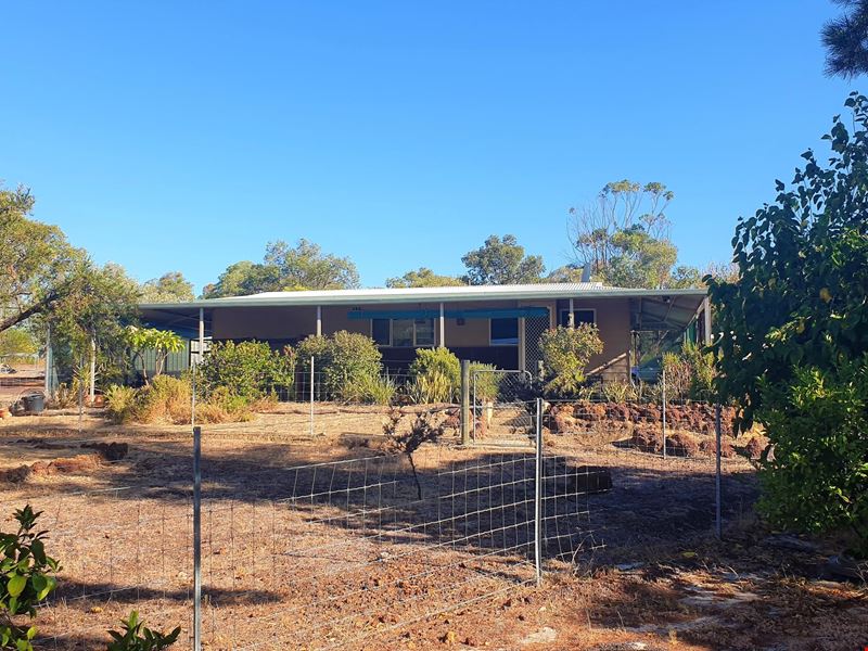 300 Hart Drive, Chittering WA 6084
