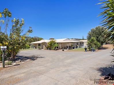 15 Watson Place, Dongara WA 6525