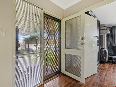 30 Clovelly Crescent, Lynwood WA 6147