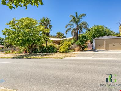 16 Collick Street, Hilton WA 6163