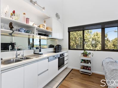 96/59 Breaksea Drive, North Coogee WA 6163