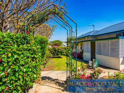 105 Steere Street, Bridgetown WA 6255
