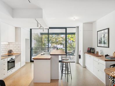 Unit 6/2 Beazley Way, White Gum Valley WA 6162