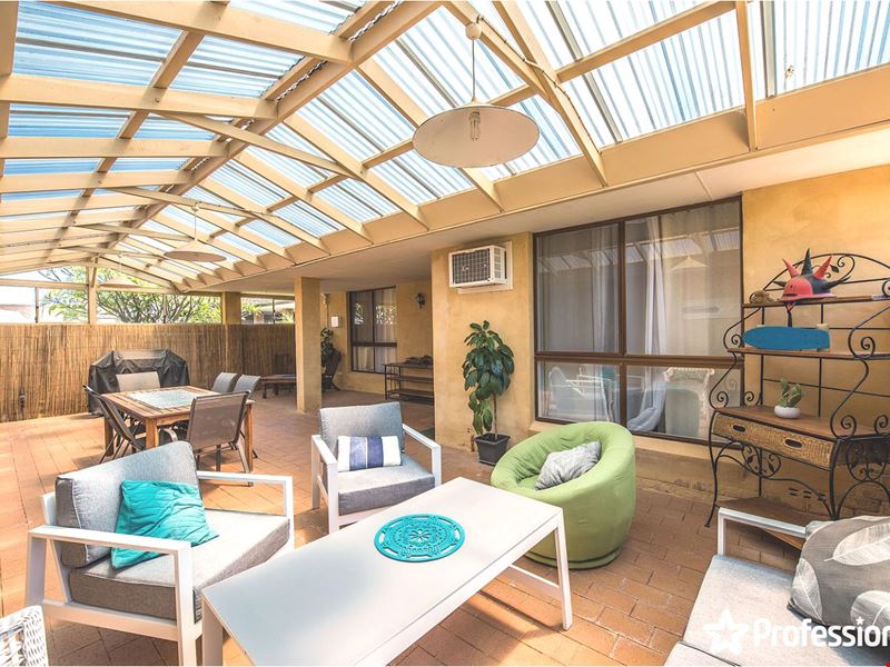 5/3 Sardam Place, Mahomets Flats WA 6530